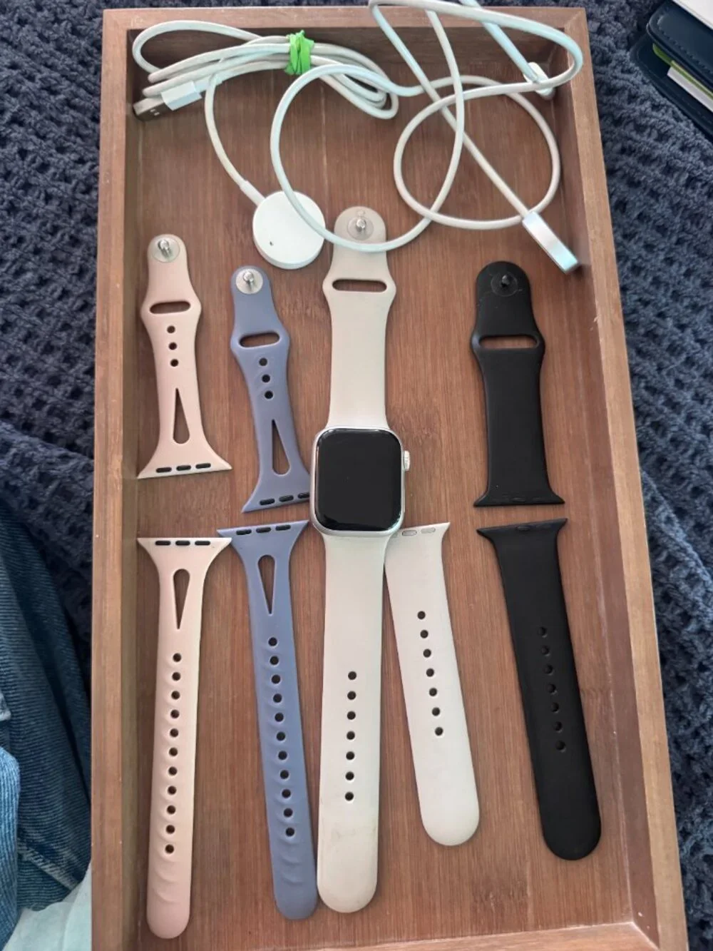 Apple - Watch Series 7 GPS + Cellular, 41mm Starlight Aluminum & Starlight Band